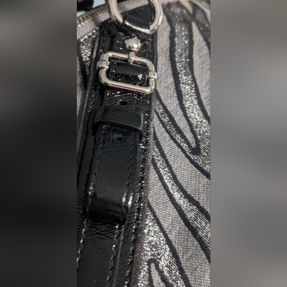 EUC Coach Madison silver zebra print canvas with black patent leather handles - Picture 12 of 13
